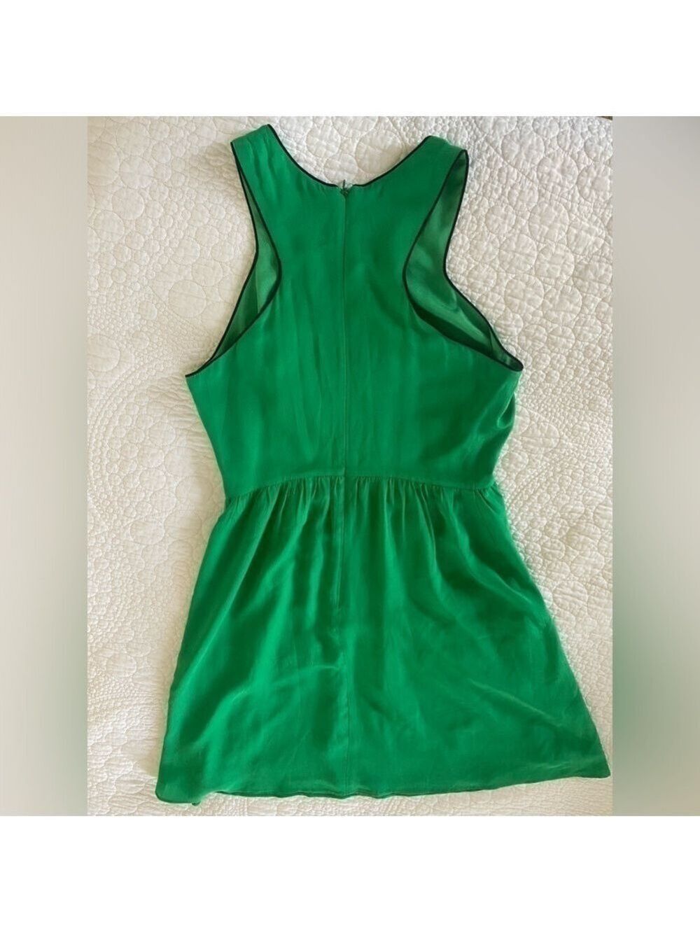 Mm Couture Dresses sleeveless, size small seaming/ piping in black pre loved - Picture 4 of 10